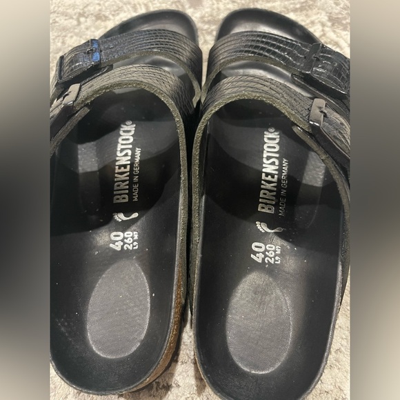 Birkenstock Limited Edition Arizona Hex Reptile Embossed Leather Sandals - Picture 7 of 15